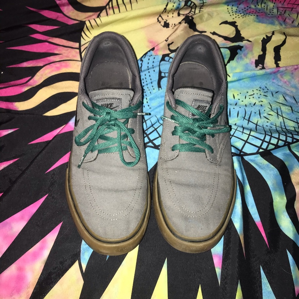Nike sneakers 7M/10W